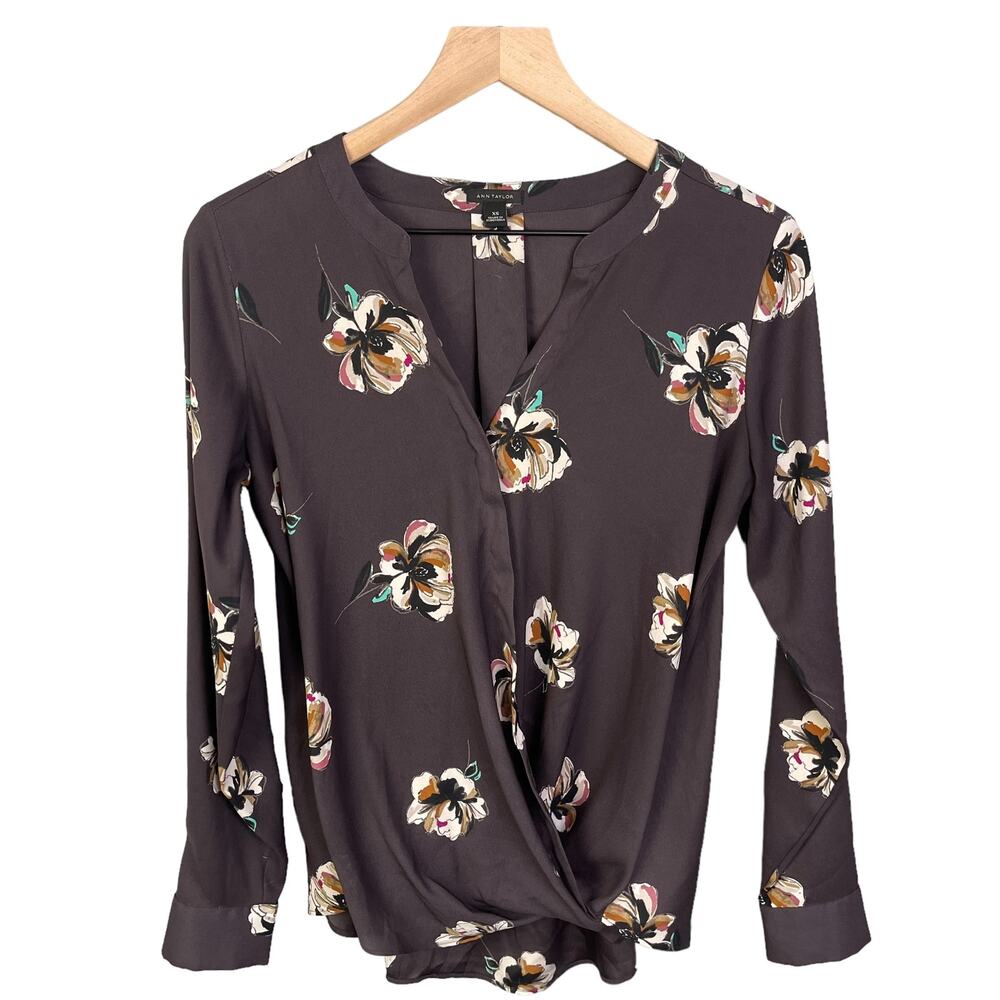 Ann Taylor Black Floral Lightweight Wrap Blouse XS Relax Breathable Top